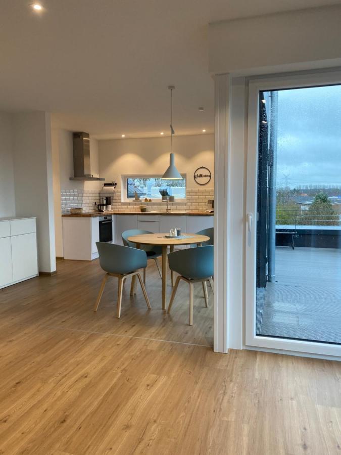Helle Dachgeschosswohnung In Bockhorn, Lk Friesland Bockhorn  Exterior foto